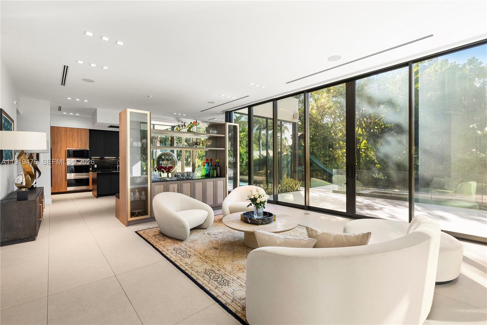 BAY LURE - Residential