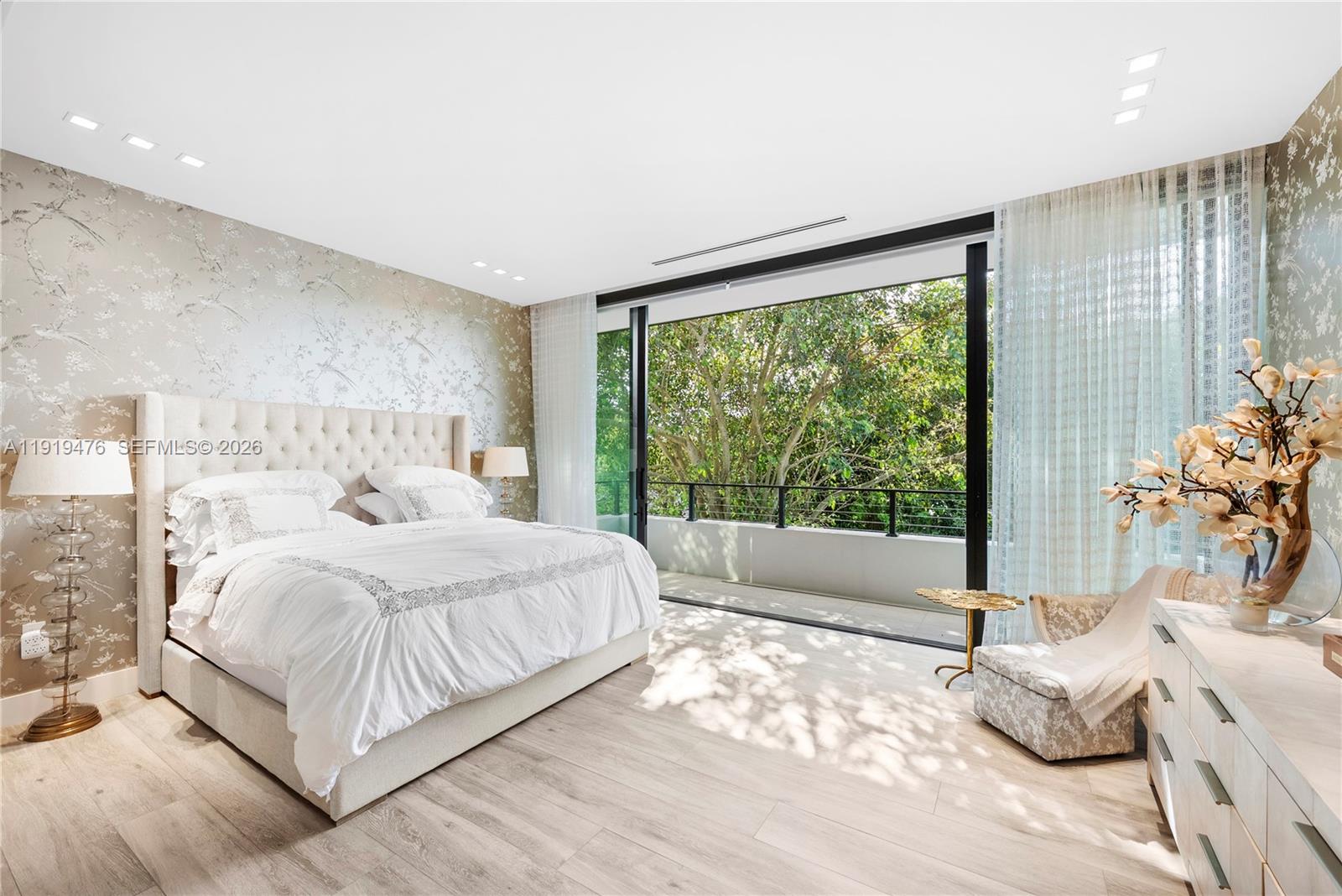 BAY LURE - Residential