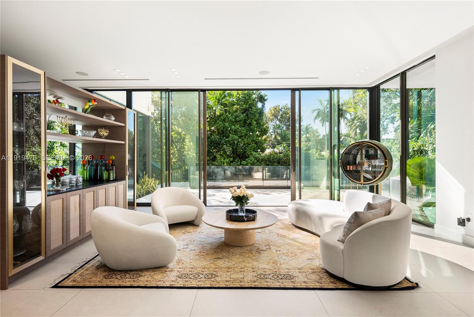 BAY LURE - Residential