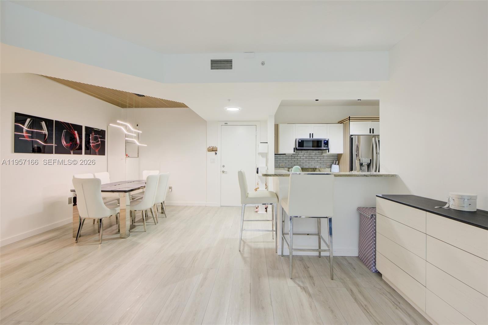 VENTURE AT AVENTURA WEST - Residential