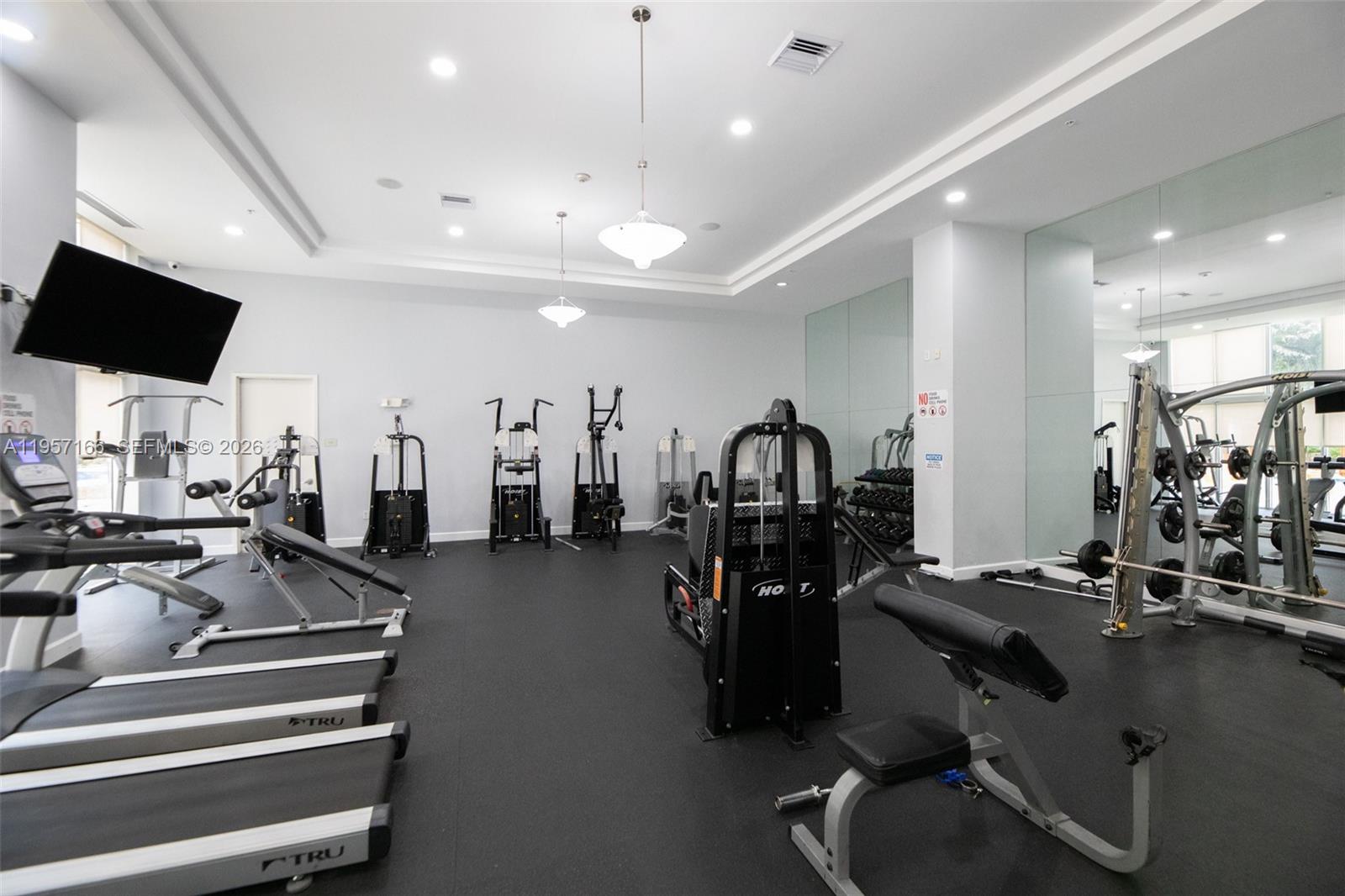 VENTURE AT AVENTURA WEST - Residential