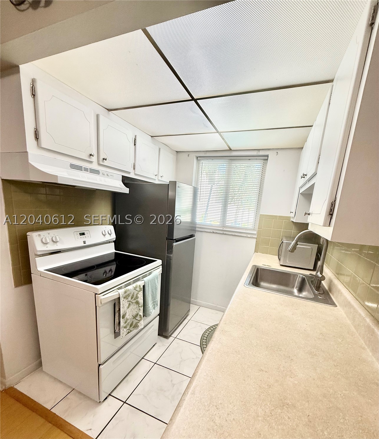 WARRENTON HOUSE CONDO - Residential