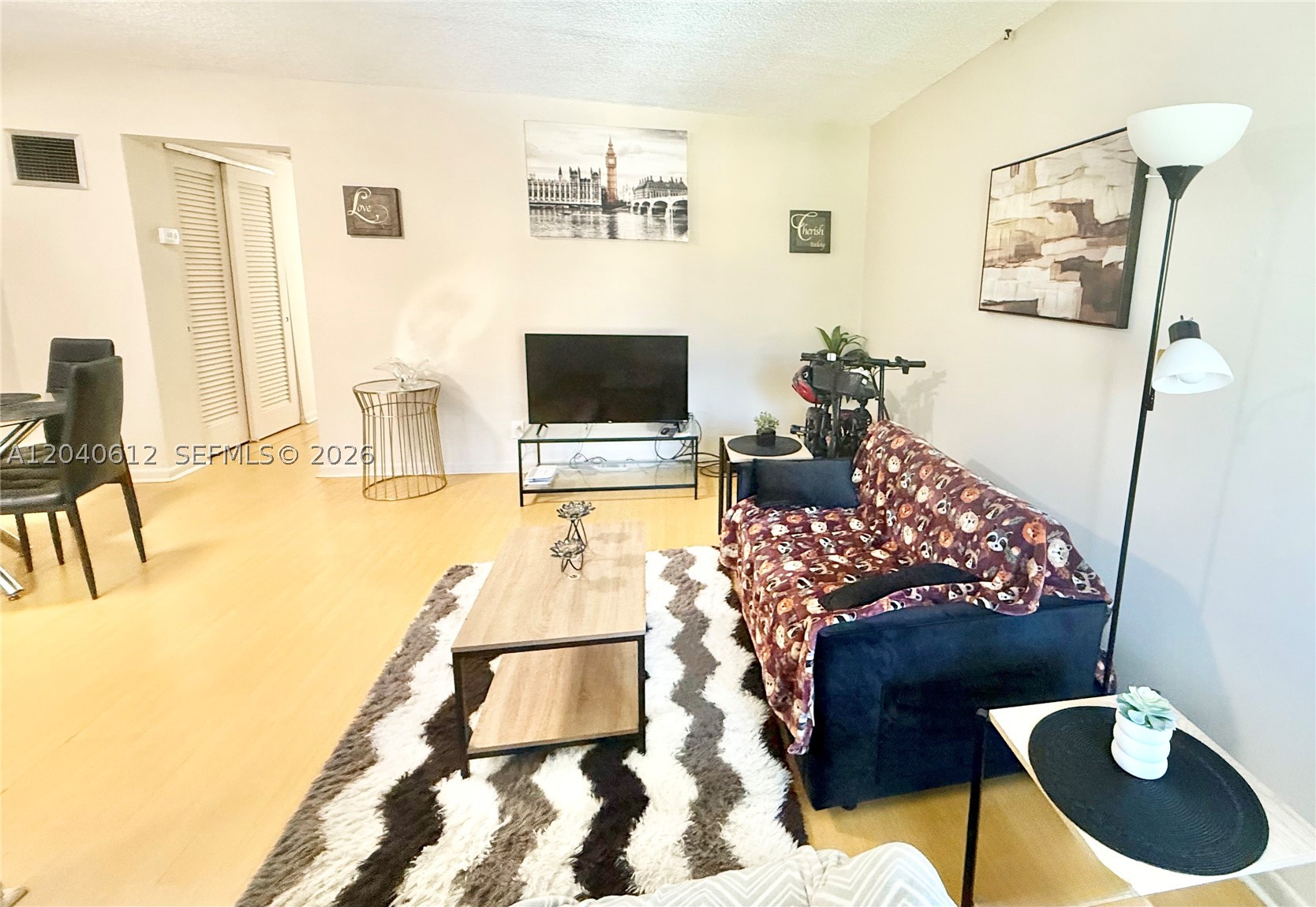 WARRENTON HOUSE CONDO - Residential