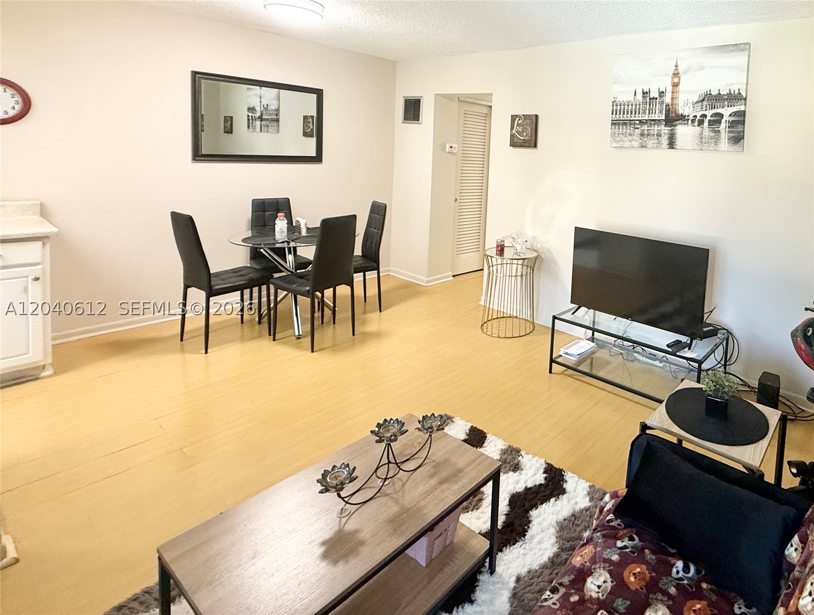 WARRENTON HOUSE CONDO - Residential