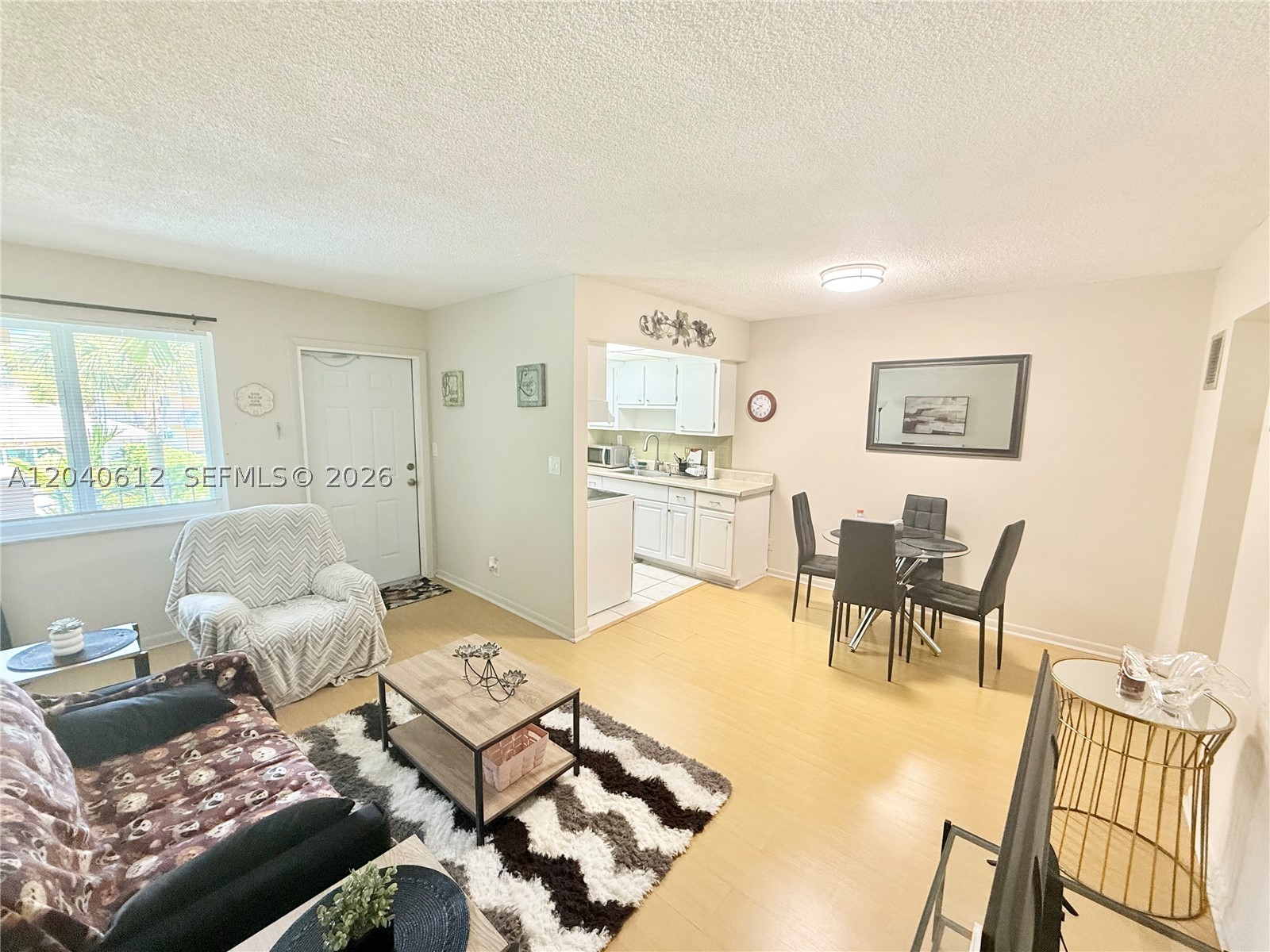WARRENTON HOUSE CONDO - Residential
