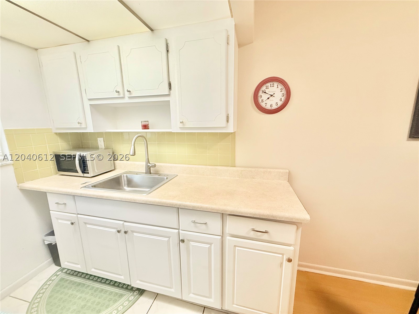 WARRENTON HOUSE CONDO - Residential