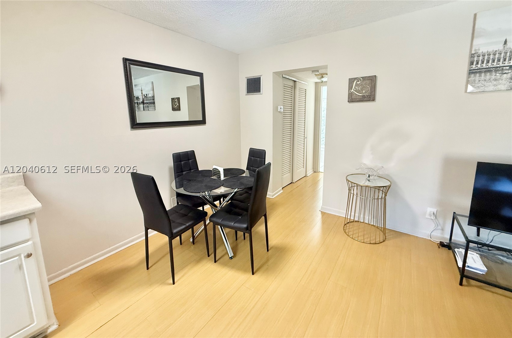 WARRENTON HOUSE CONDO - Residential