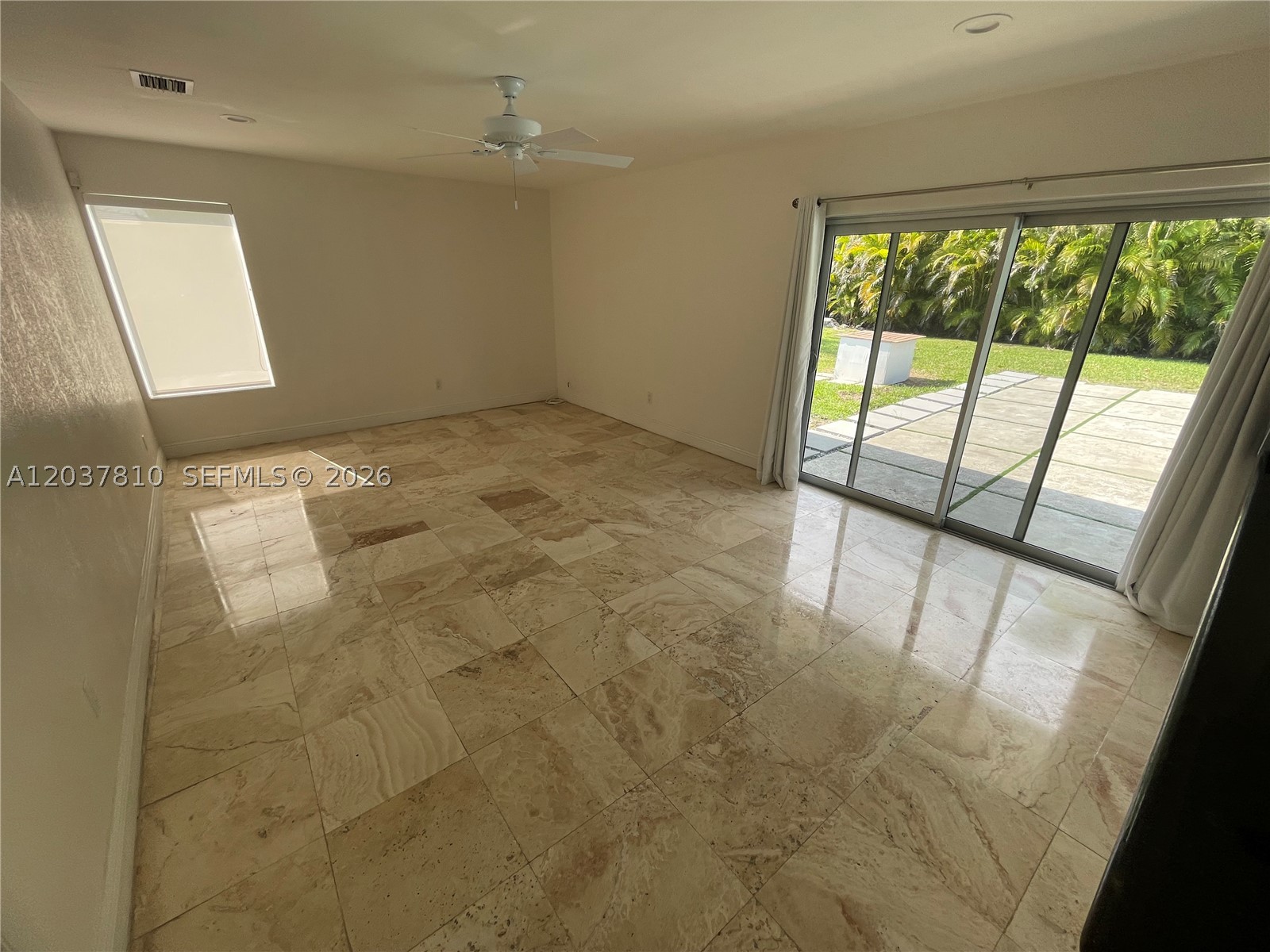 MONTGOMERY EAST SEC 1 - Residential Lease