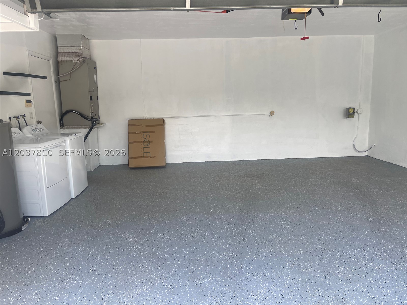 MONTGOMERY EAST SEC 1 - Residential Lease