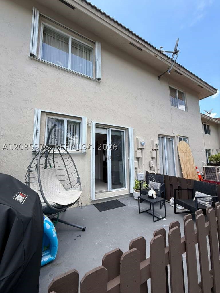 CHATEAUBLEAU VILLAS AT MI - Residential Lease