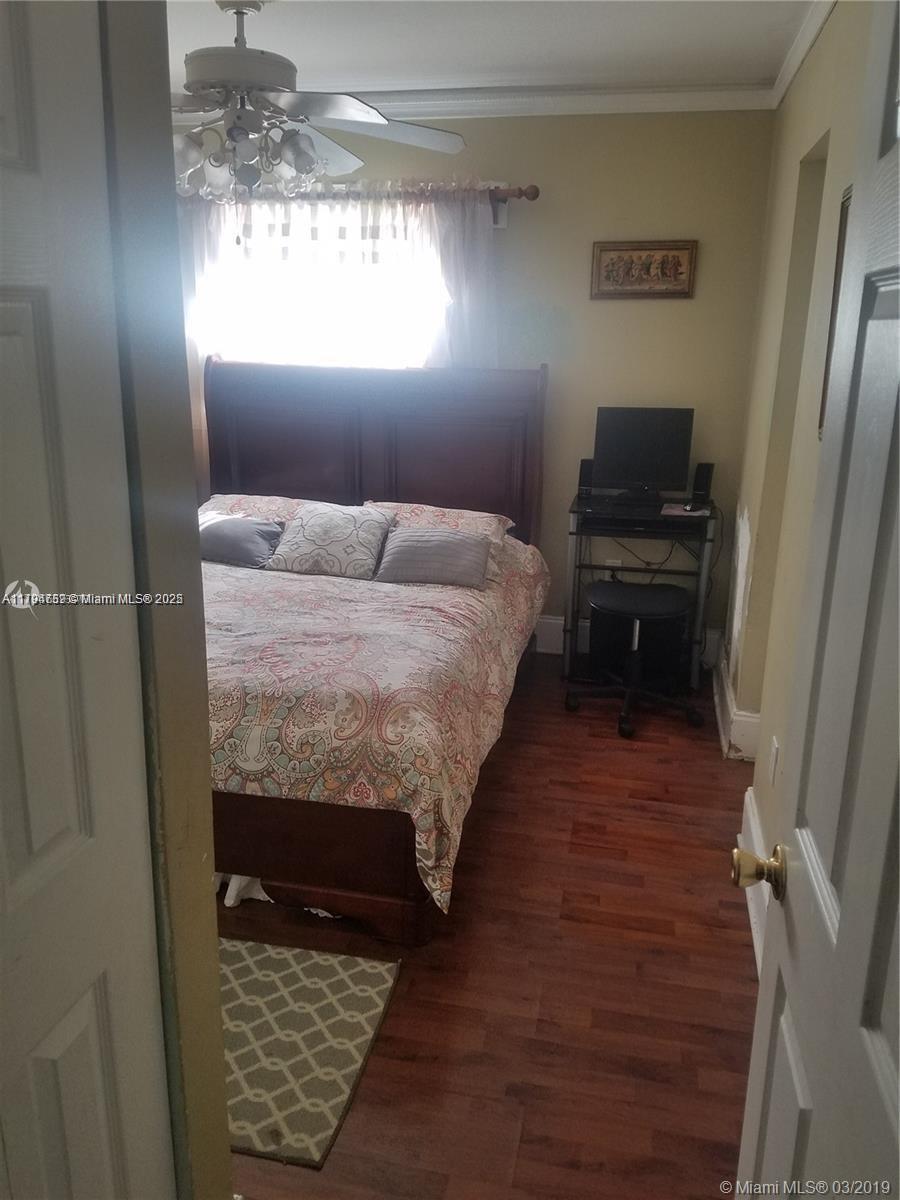 LA BAHIA CONDO - Residential