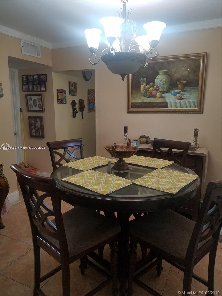 LA BAHIA CONDO - Residential
