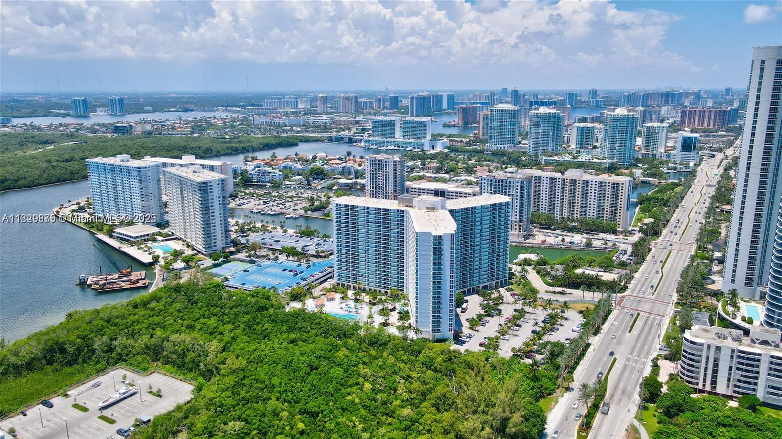 ARLEN HOUSE EAST CONDO - Residential
