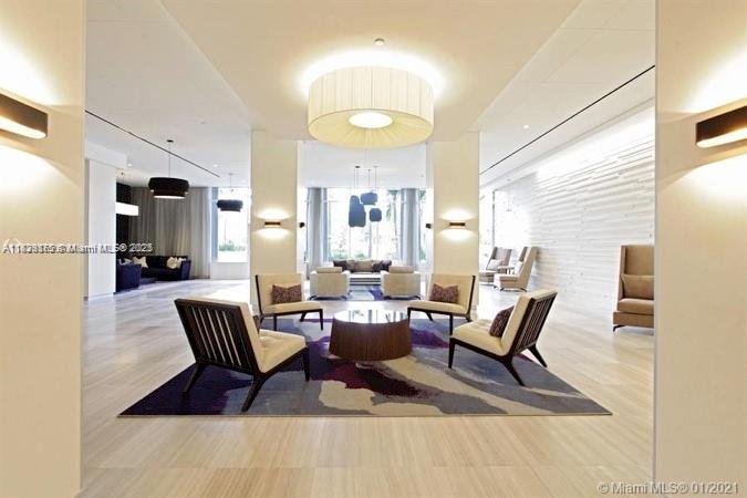 ARLEN HOUSE EAST CONDO - Residential