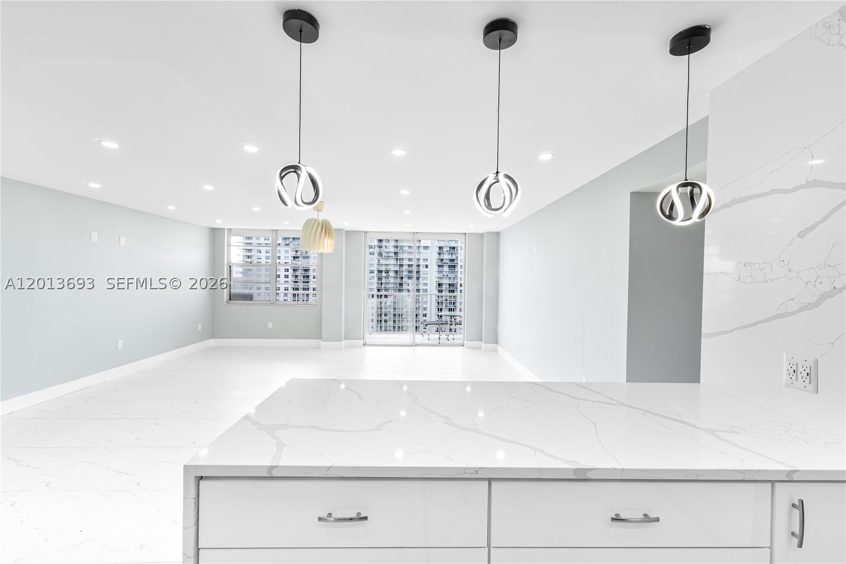 ADMIRALS PORT CONDO-EAST - Residential
