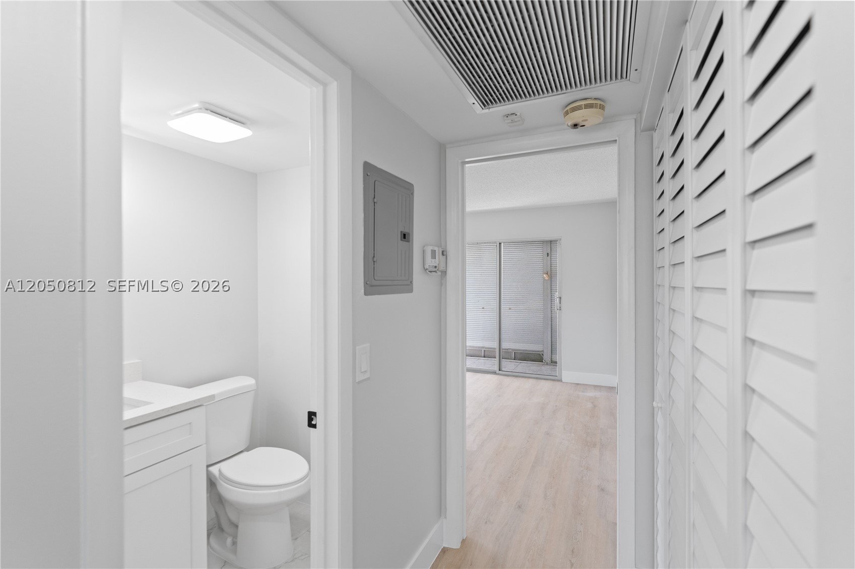 OAKRIDGE N CONDO - Residential