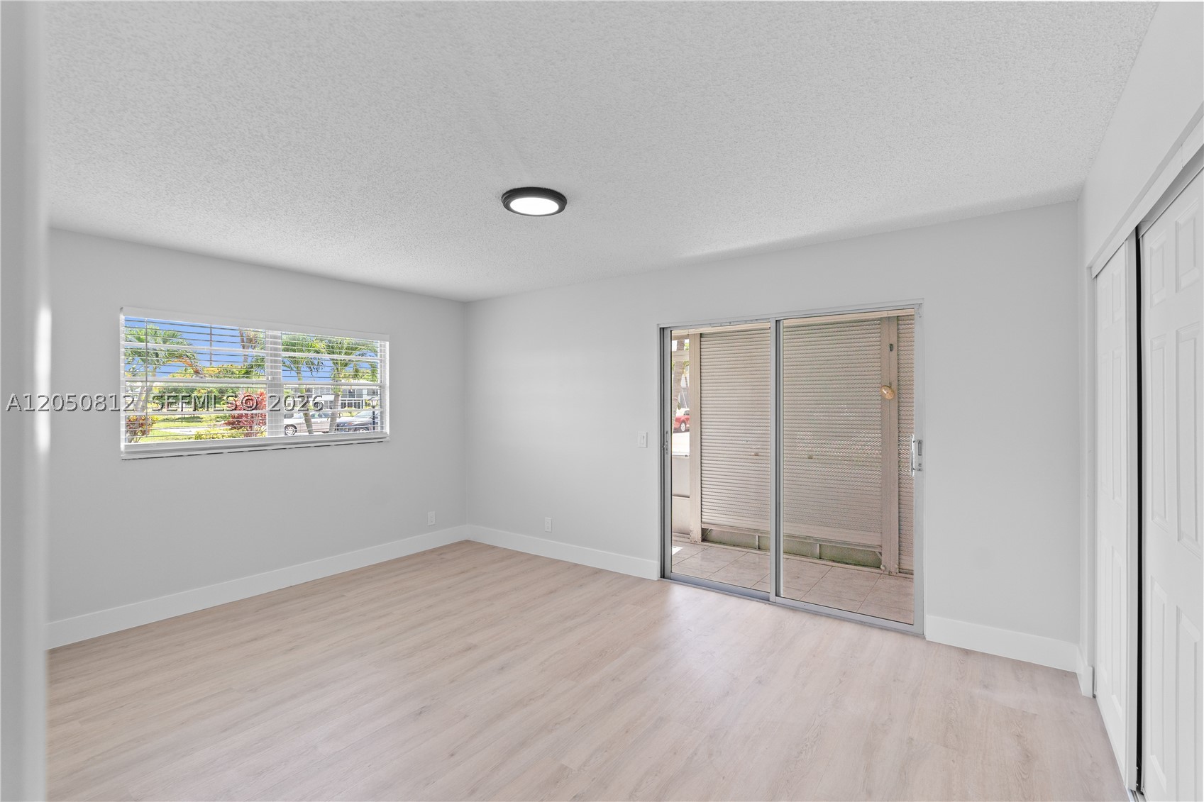OAKRIDGE N CONDO - Residential