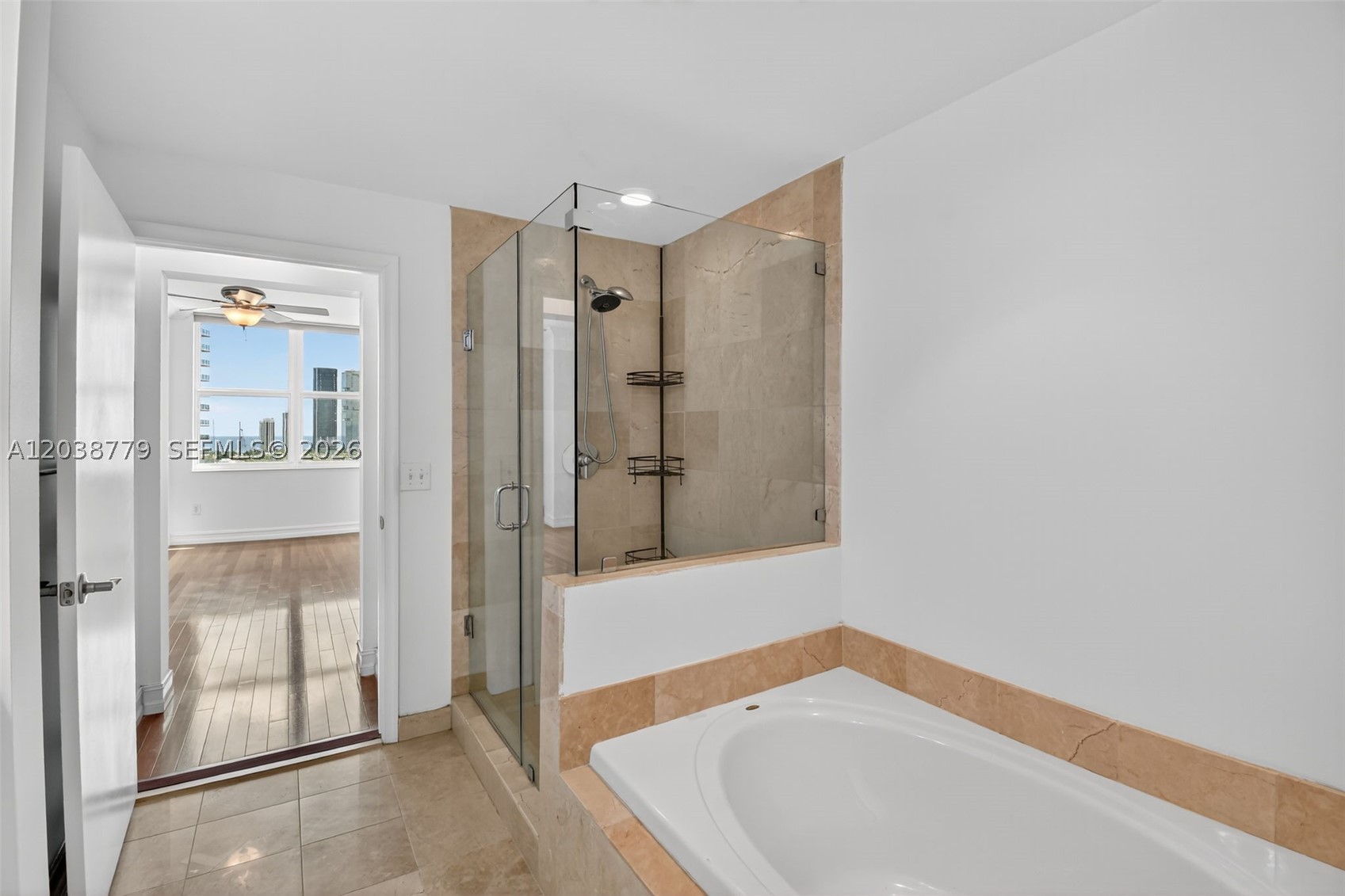 AVENTURA MARINA CONDO NUM - Residential