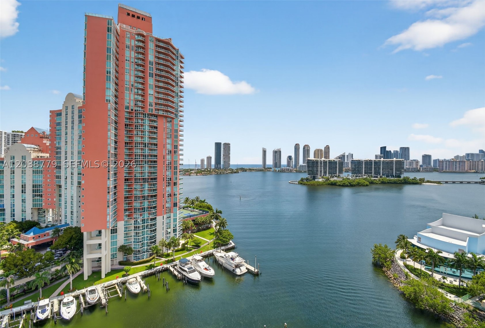 AVENTURA MARINA CONDO NUM - Residential