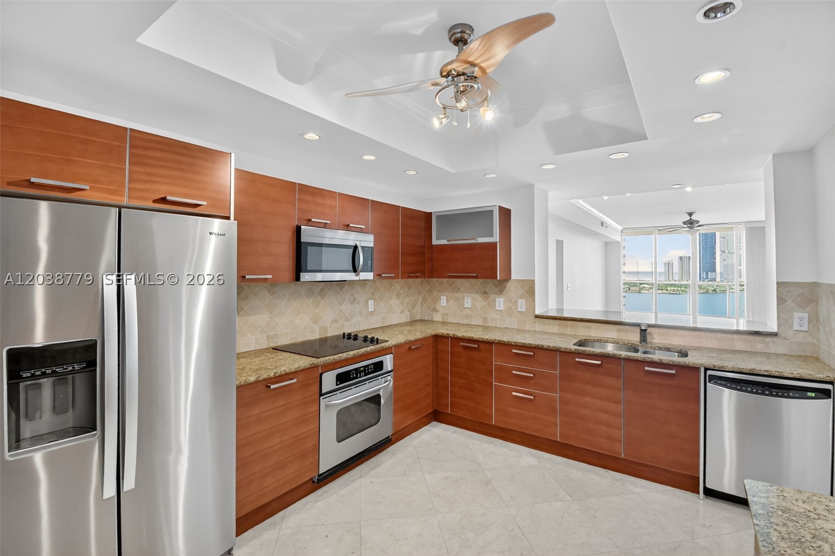 AVENTURA MARINA CONDO NUM - Residential