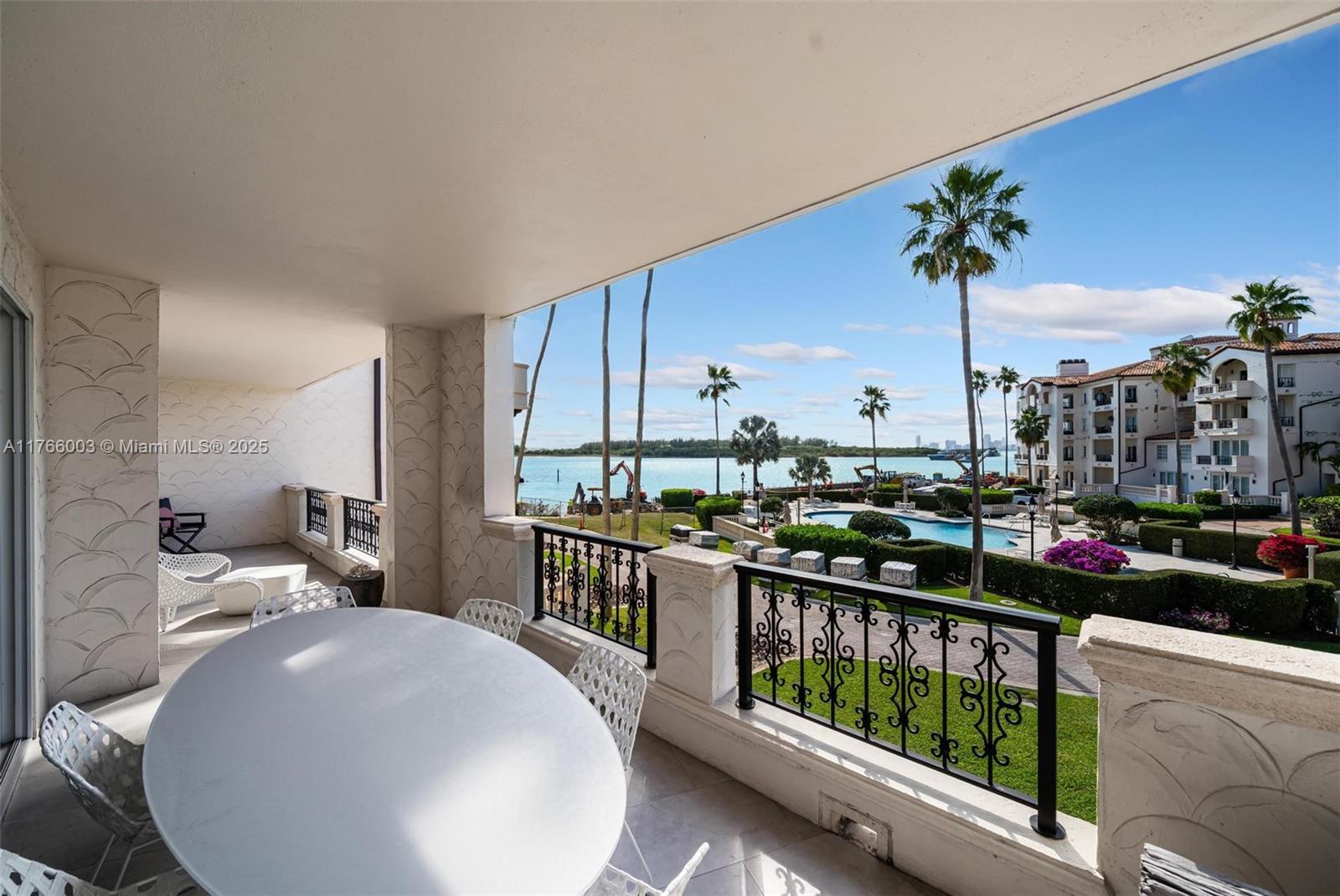 BAYSIDE VILLAGE EAST - Residential