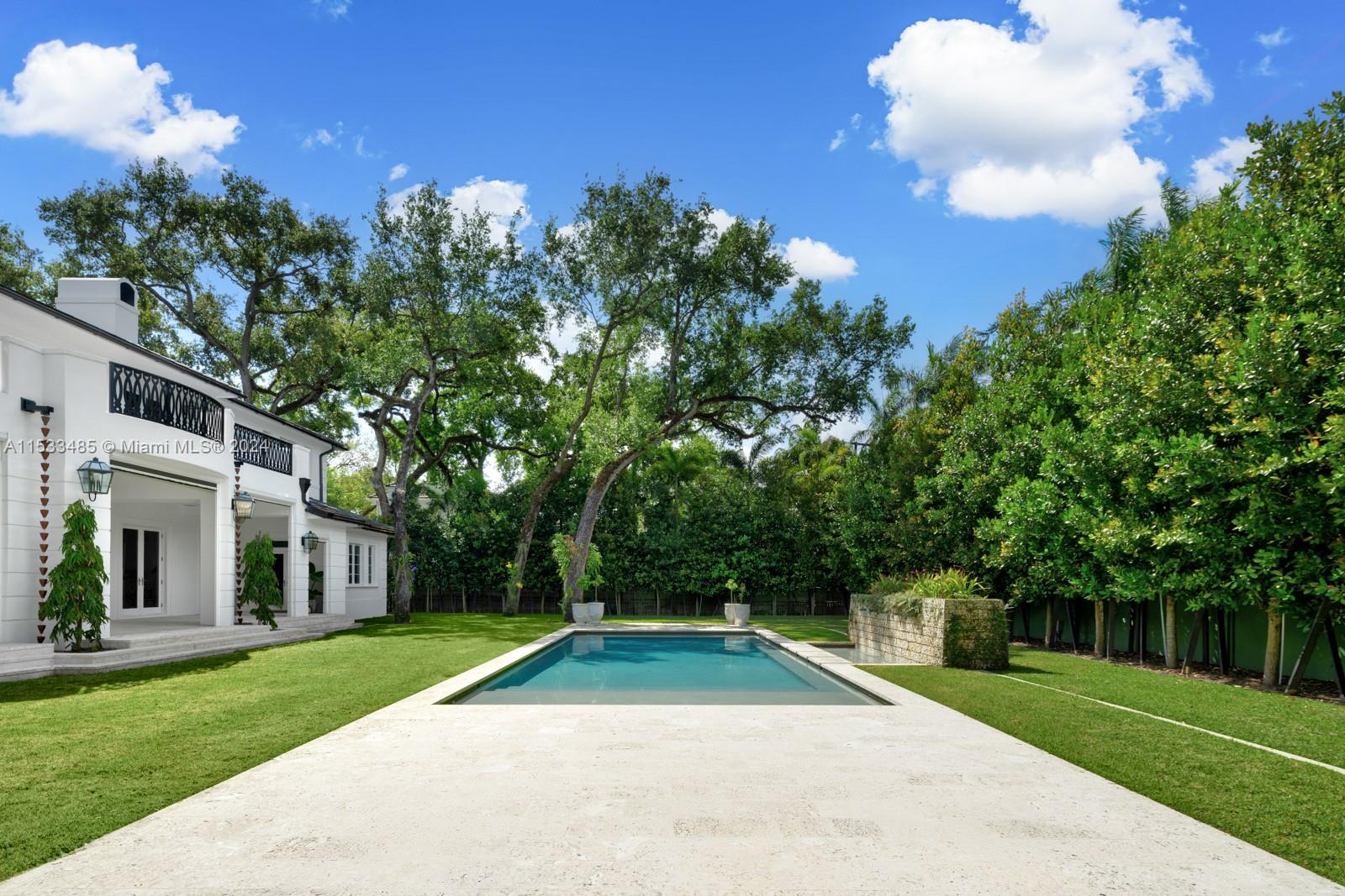 STONEGATE - Residential