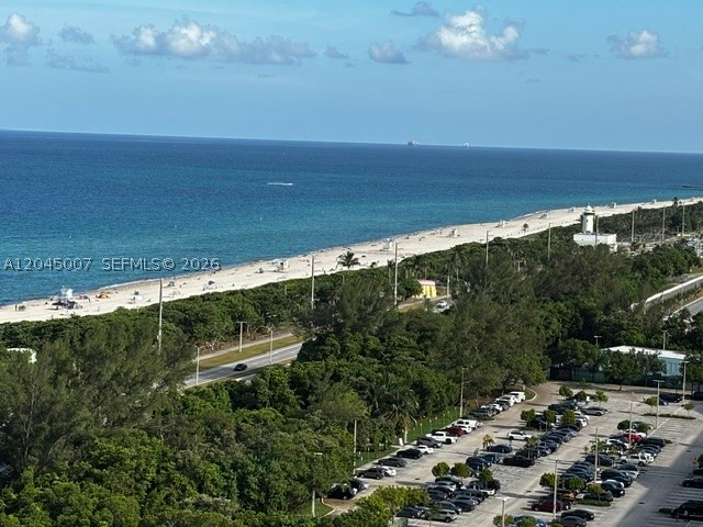 ARLEN HOUSE EAST CONDO - Residential