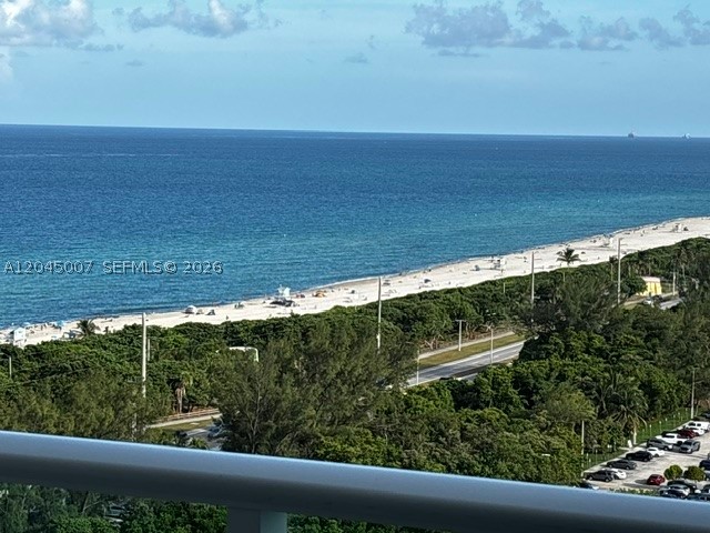 ARLEN HOUSE EAST CONDO - Residential