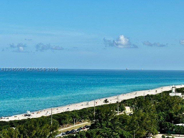 ARLEN HOUSE EAST CONDO - Residential