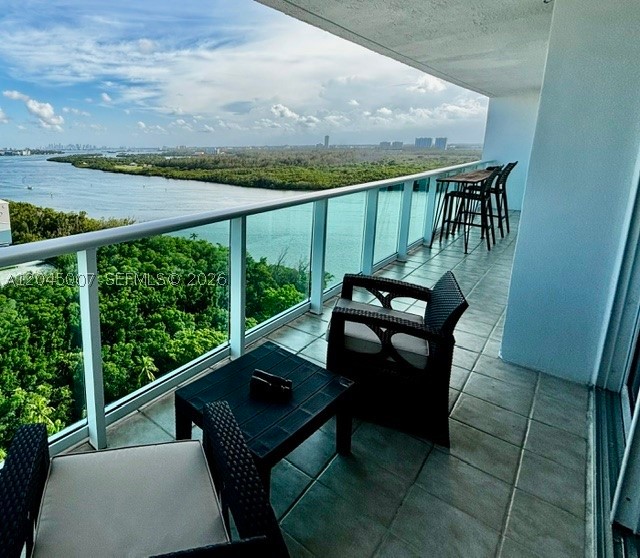 ARLEN HOUSE EAST CONDO - Residential