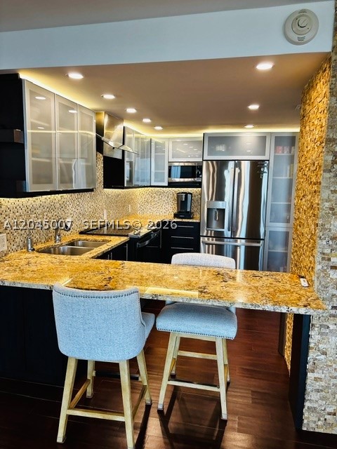 ARLEN HOUSE EAST CONDO - Residential