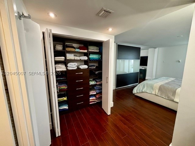 ARLEN HOUSE EAST CONDO - Residential