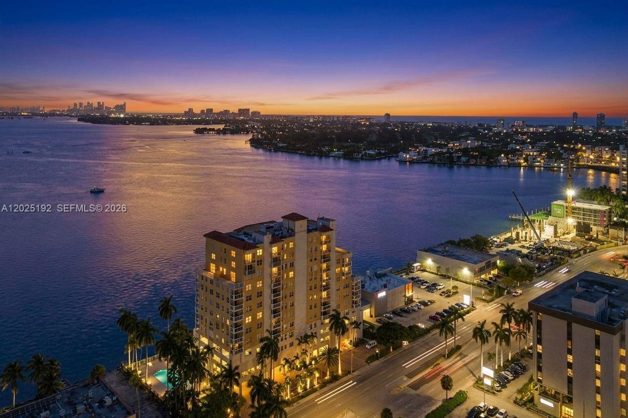 BAYVIEW CONDO AT NORTH BA - Residential