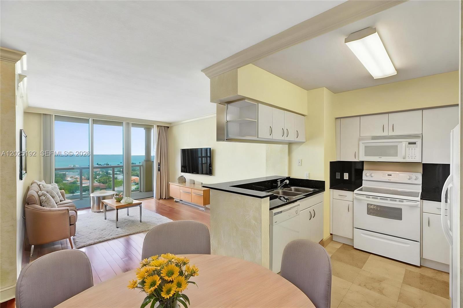 BAYVIEW CONDO AT NORTH BA - Residential