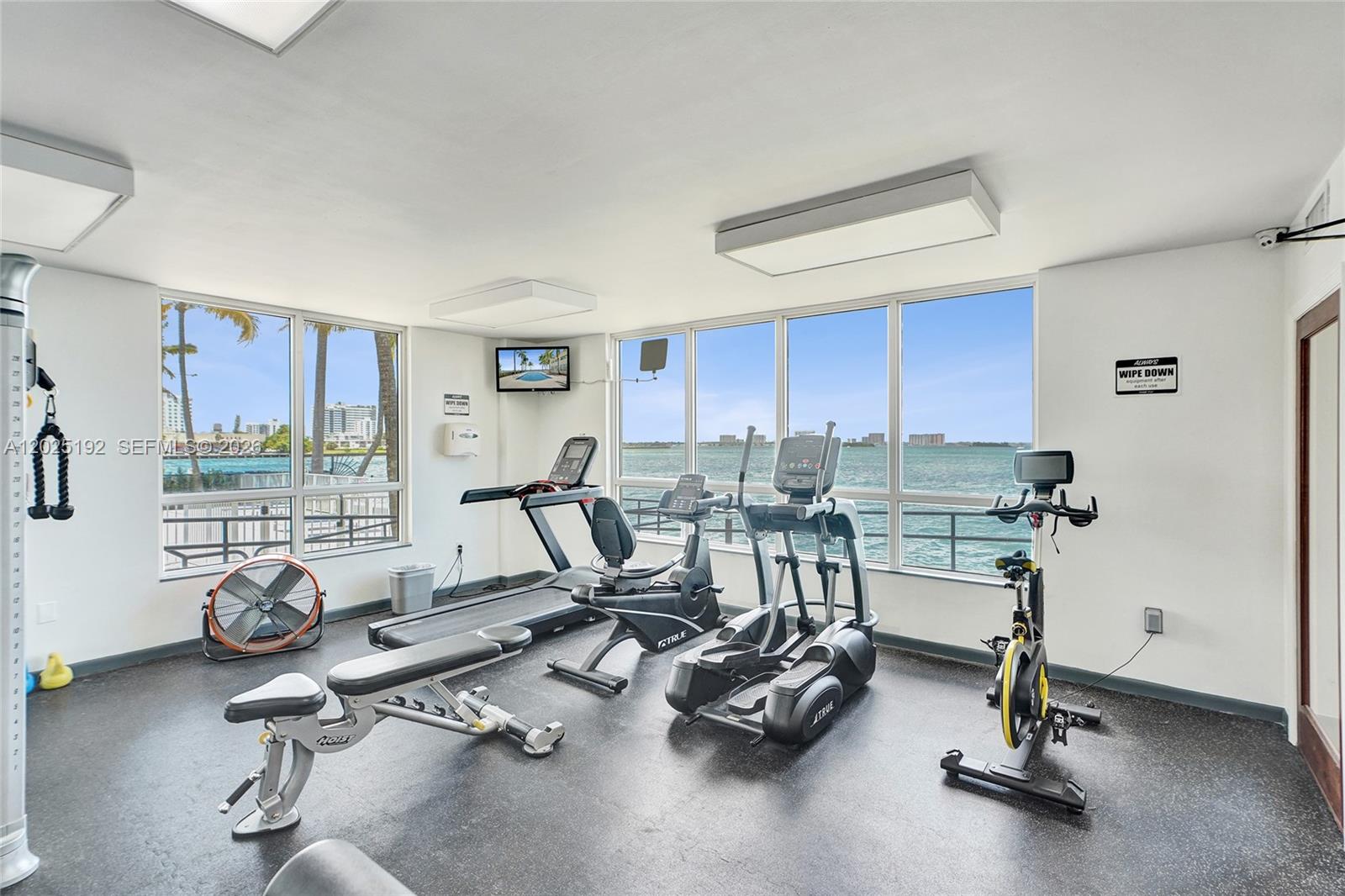 BAYVIEW CONDO AT NORTH BA - Residential