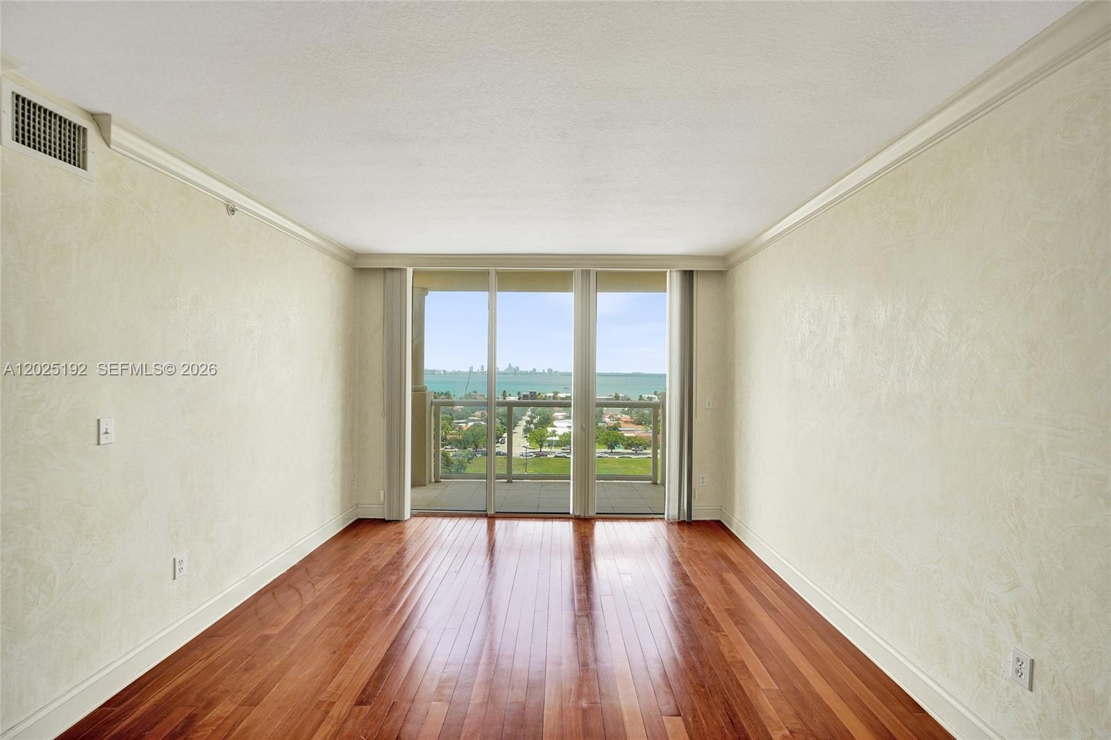 BAYVIEW CONDO AT NORTH BA - Residential
