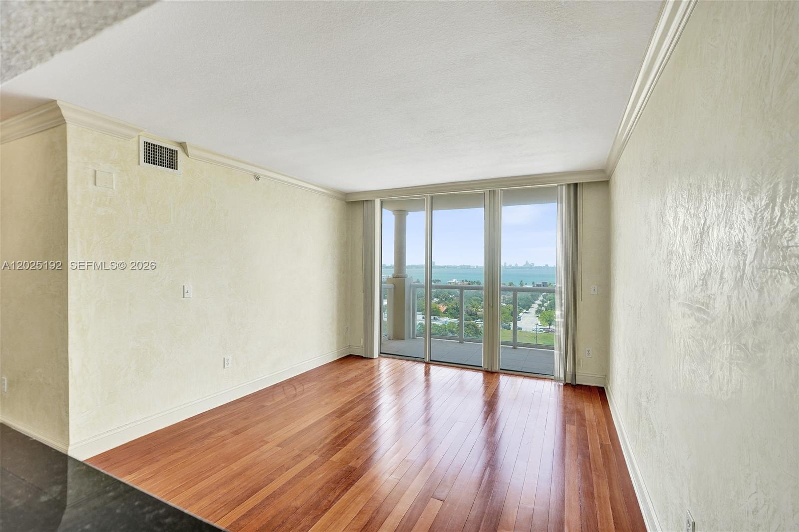 BAYVIEW CONDO AT NORTH BA - Residential