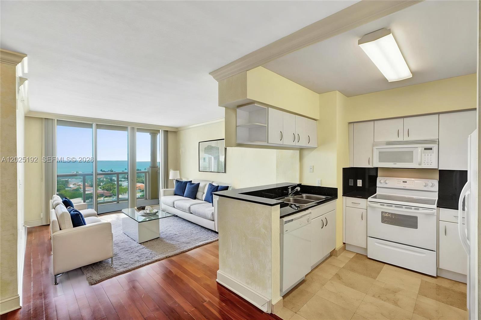 BAYVIEW CONDO AT NORTH BA - Residential