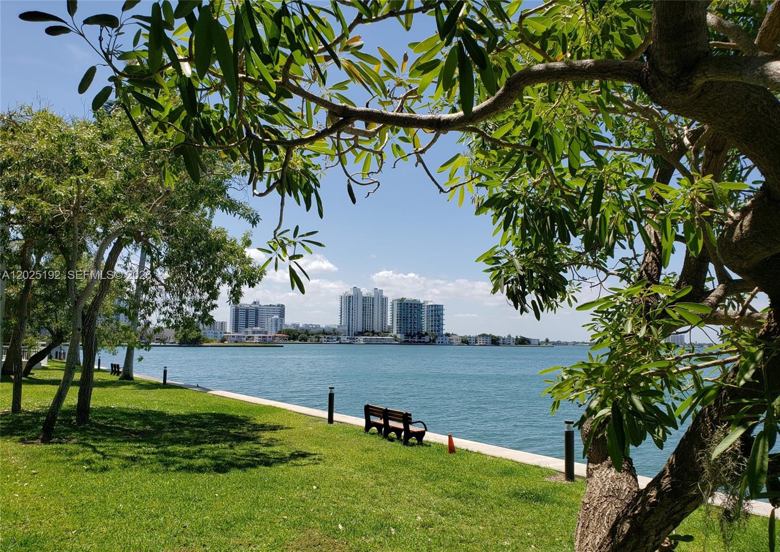 BAYVIEW CONDO AT NORTH BA - Residential