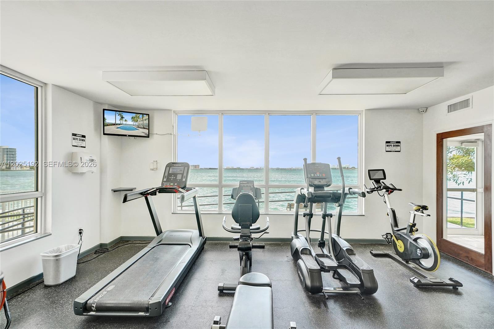BAYVIEW CONDO AT NORTH BA - Residential