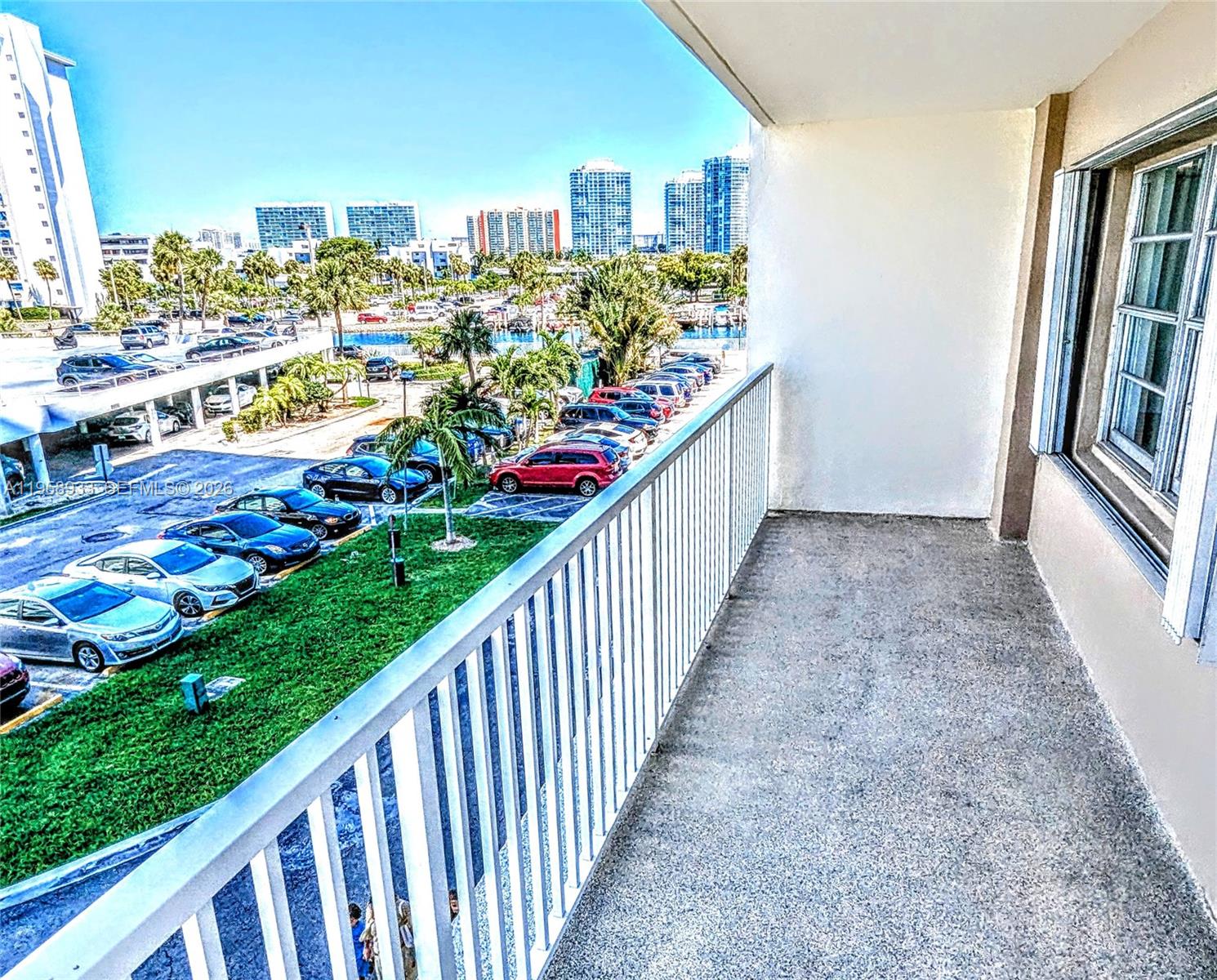 ARLEN HOUSE CONDO - Residential