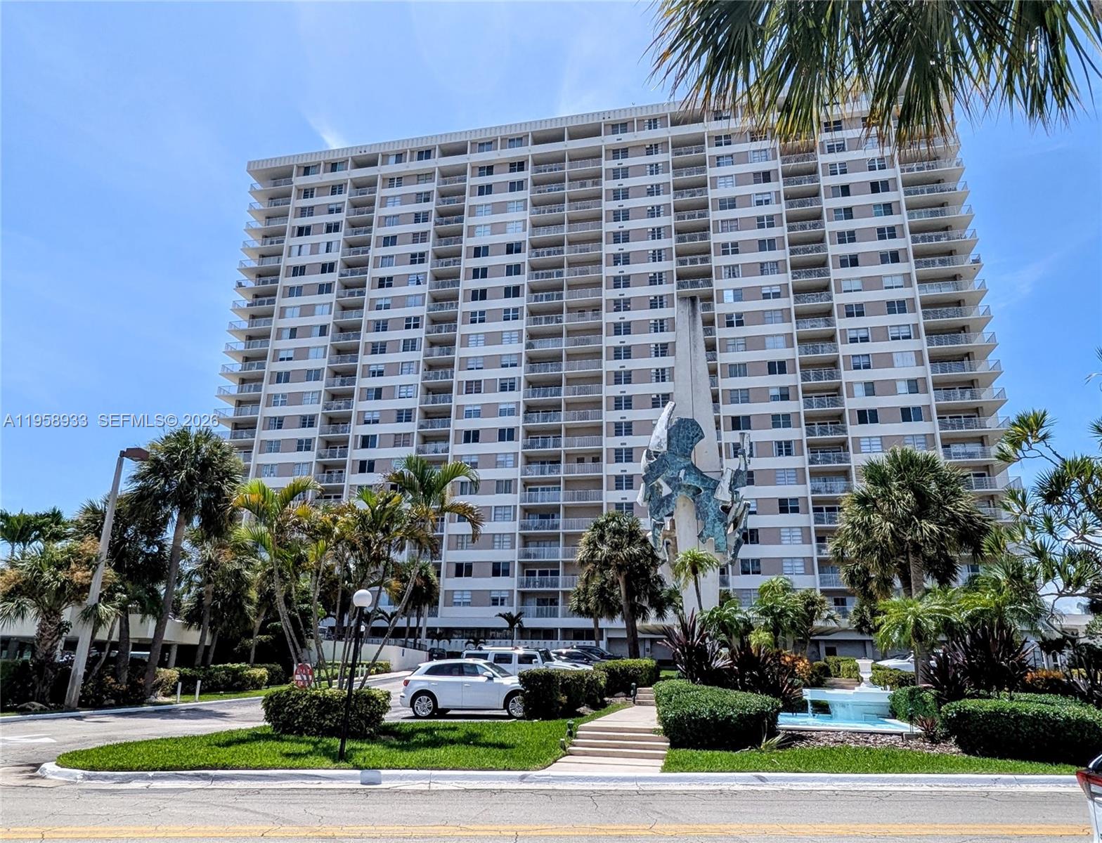 ARLEN HOUSE CONDO - Residential
