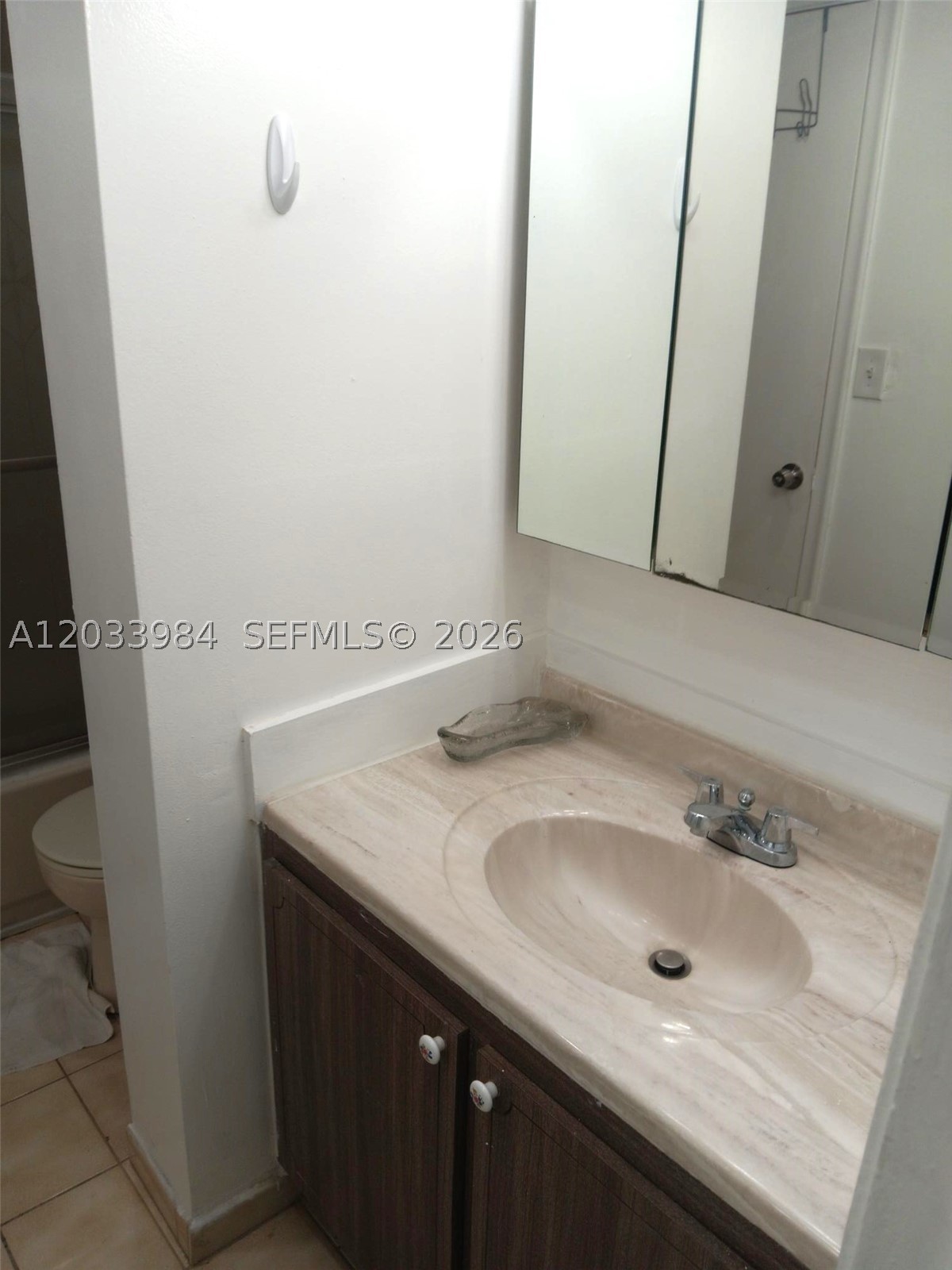 EDEN ISLES CONDO PART 1 - Residential Lease