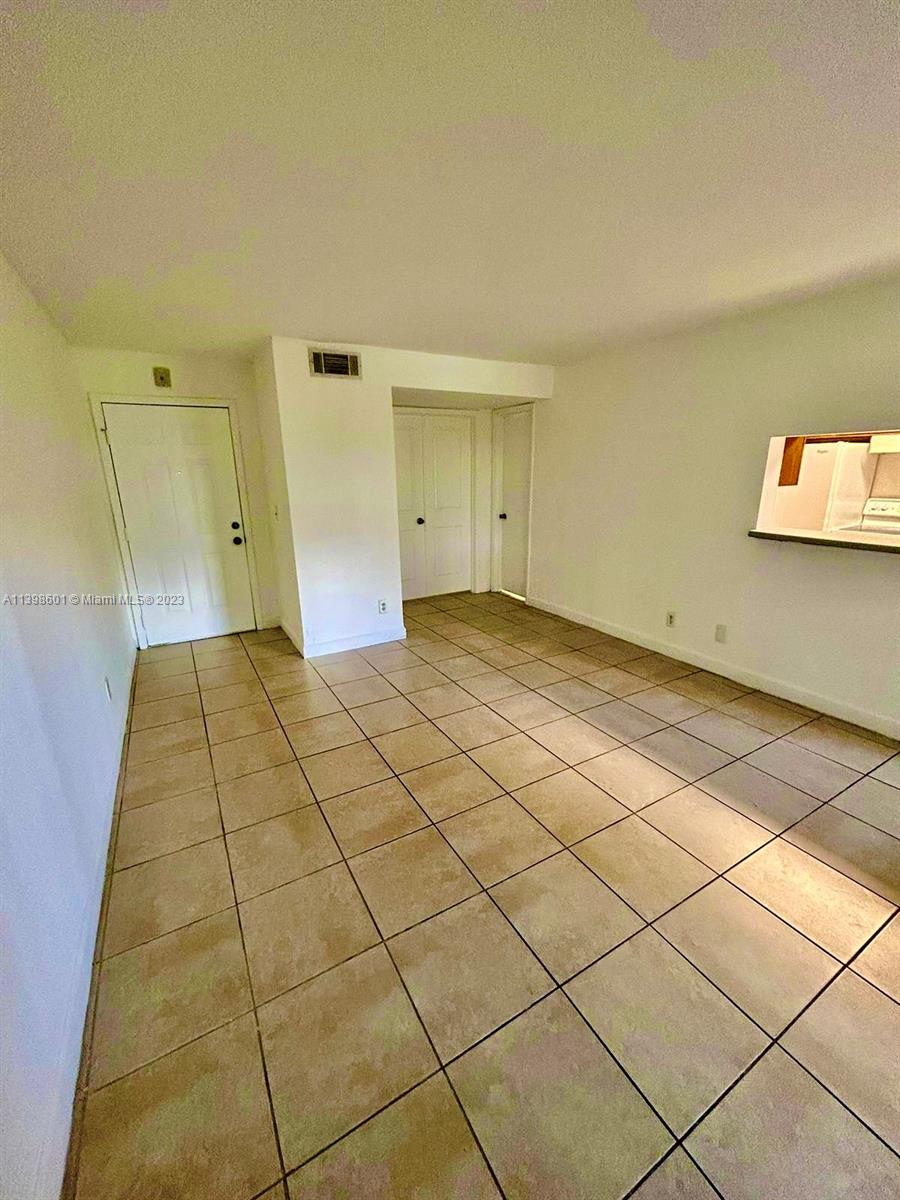 PRESERVE AT AVERY LAKES - Residential Lease