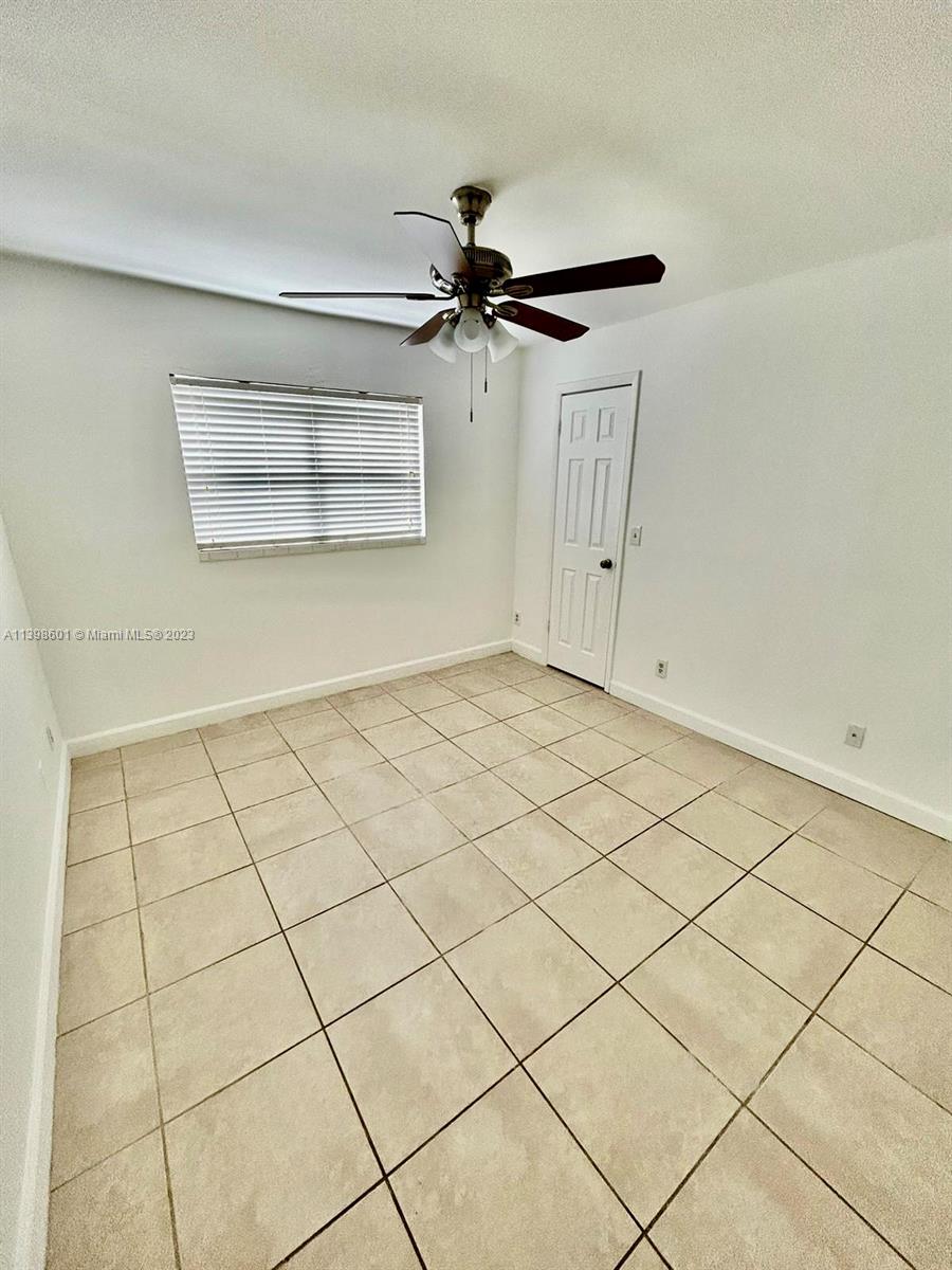 PRESERVE AT AVERY LAKES - Residential Lease