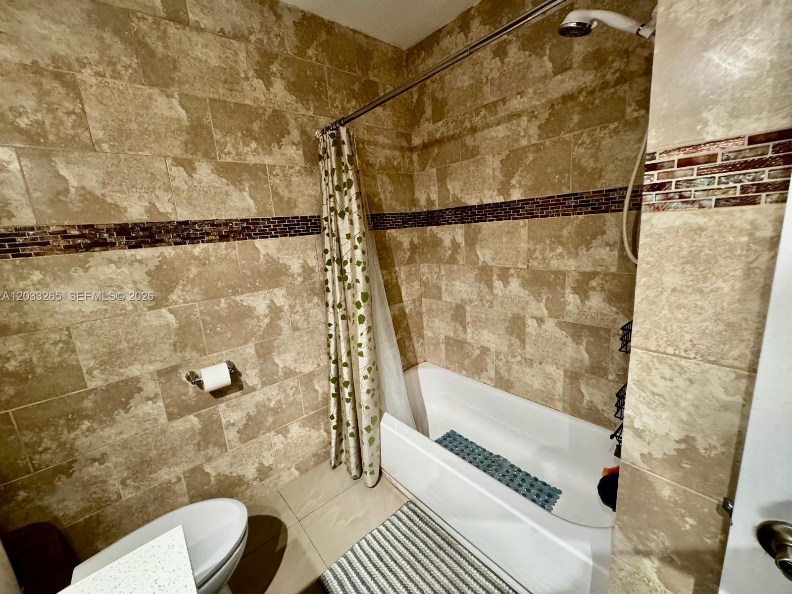 BEVERLY HILLS CONDO NUMBE - Residential