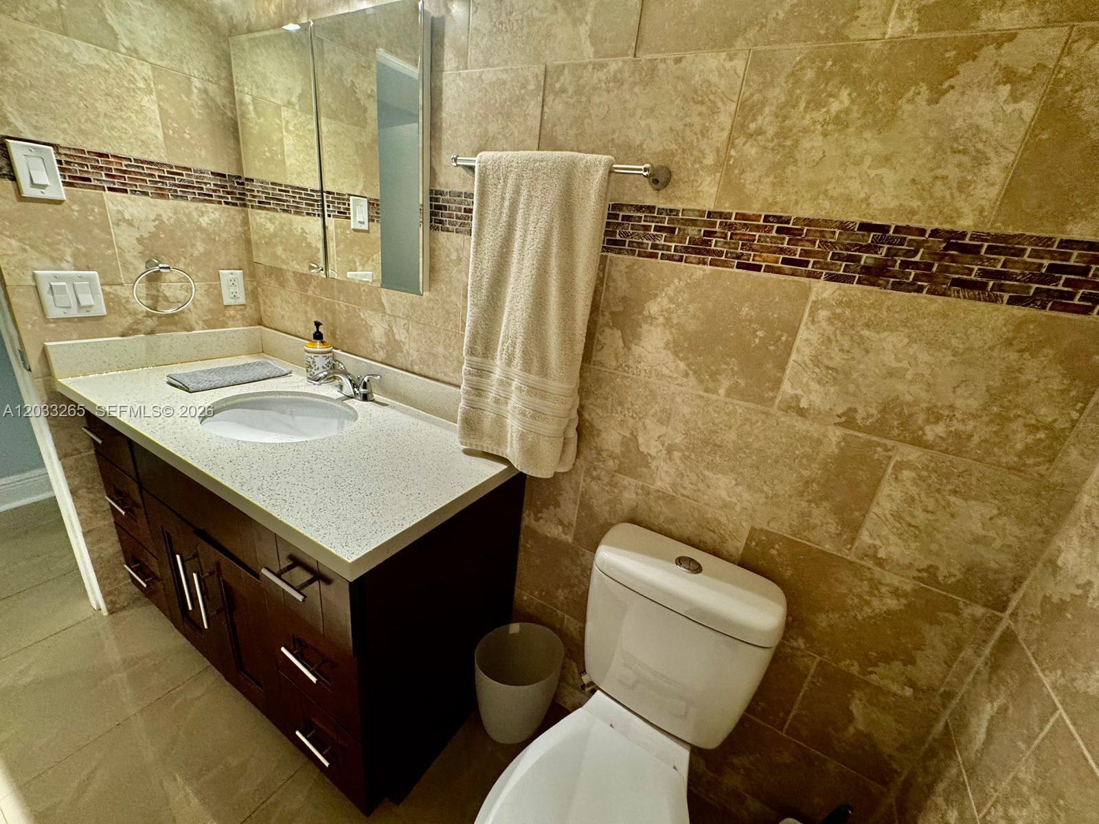 BEVERLY HILLS CONDO NUMBE - Residential