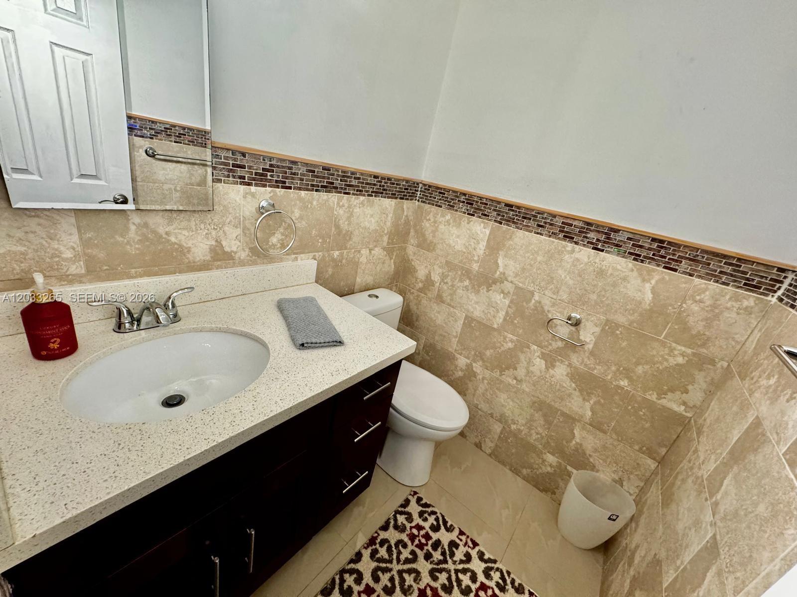 BEVERLY HILLS CONDO NUMBE - Residential
