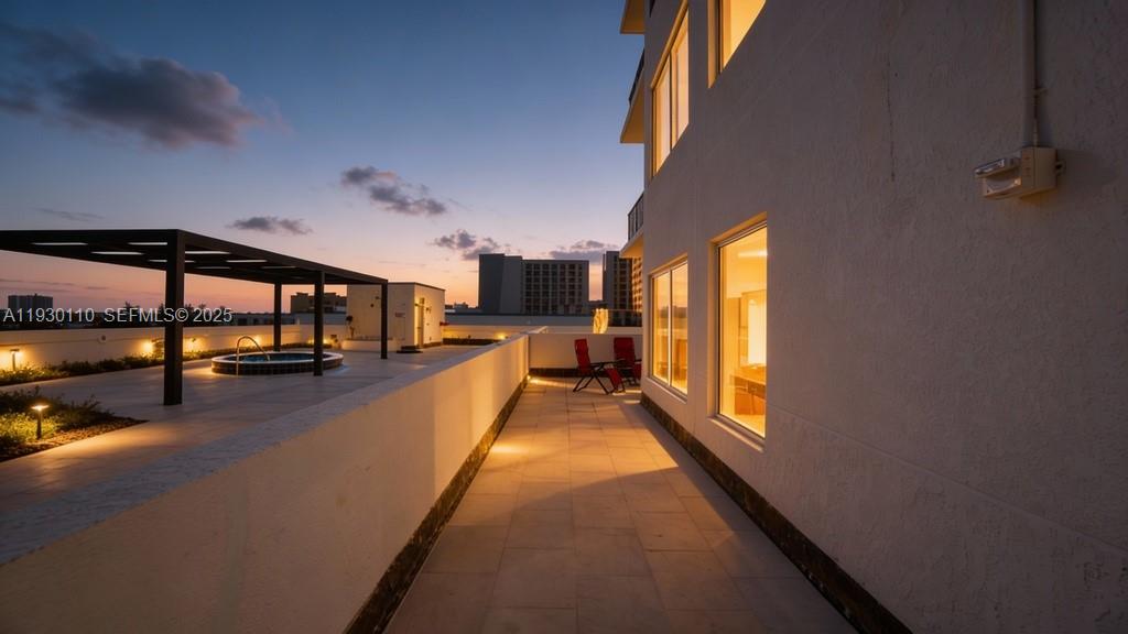 NEO CONDO - Residential