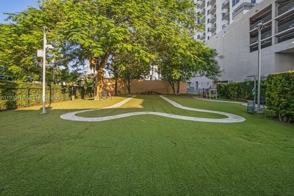 NEO CONDO - Residential